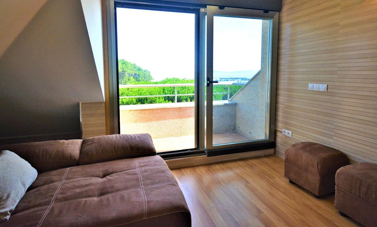 Ático de playa con vistas en Baltar Portonovo Exterior foto